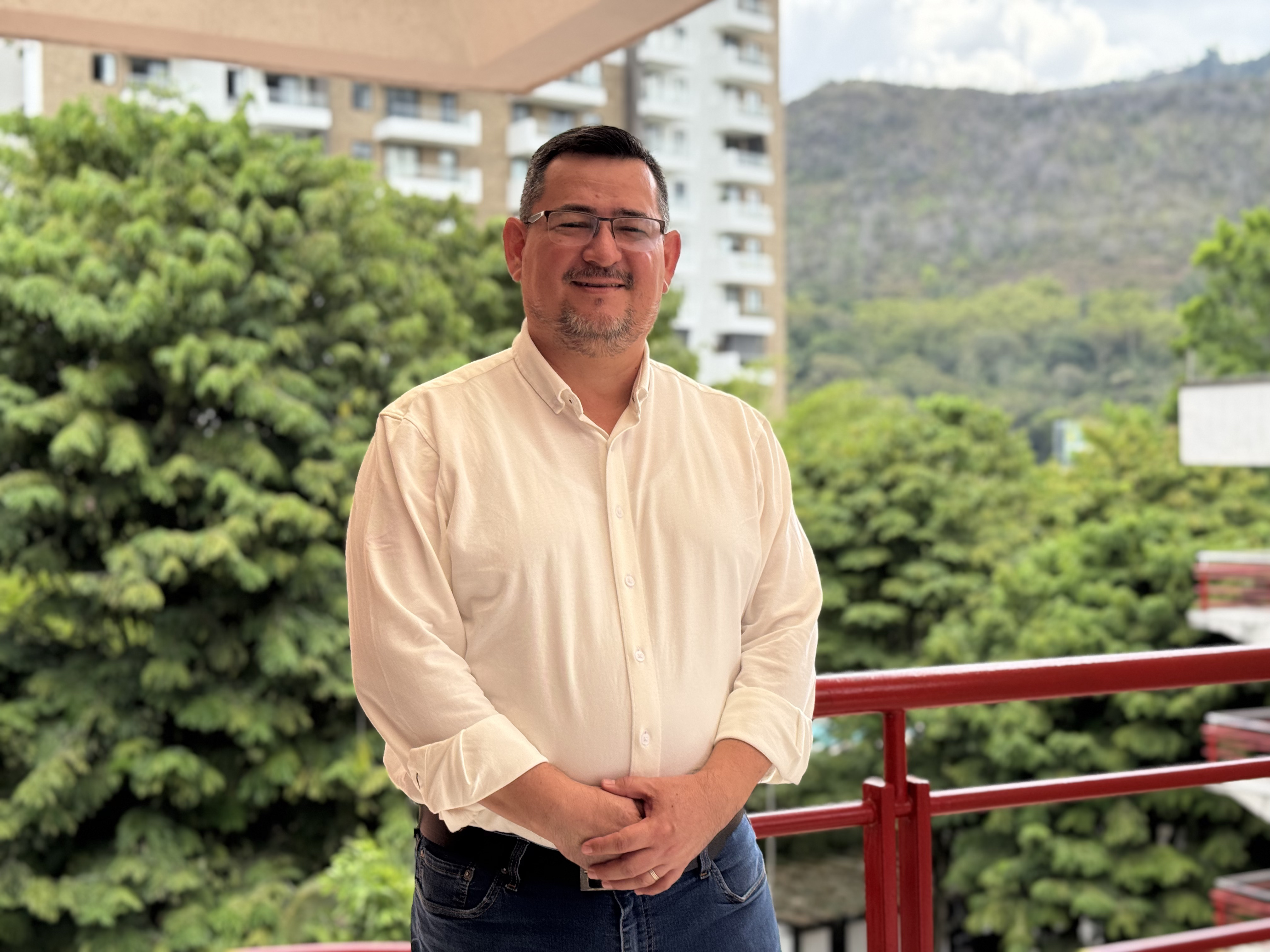 Edward Leónel Prada Sarmiento