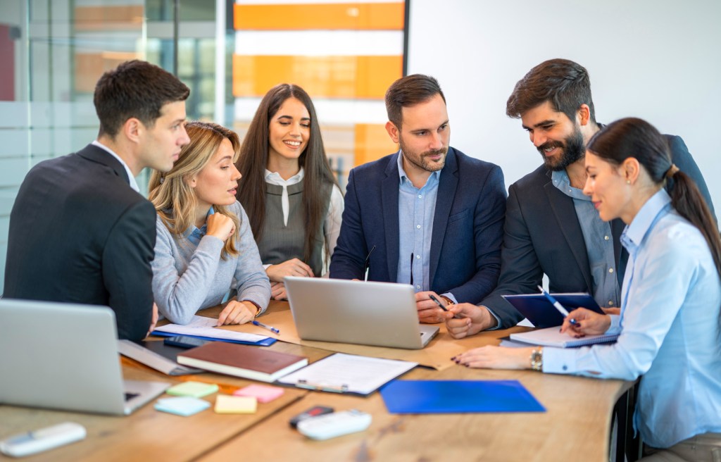 especialización en gerencia de proyectos, planificación estratégica y trabajo en equipo