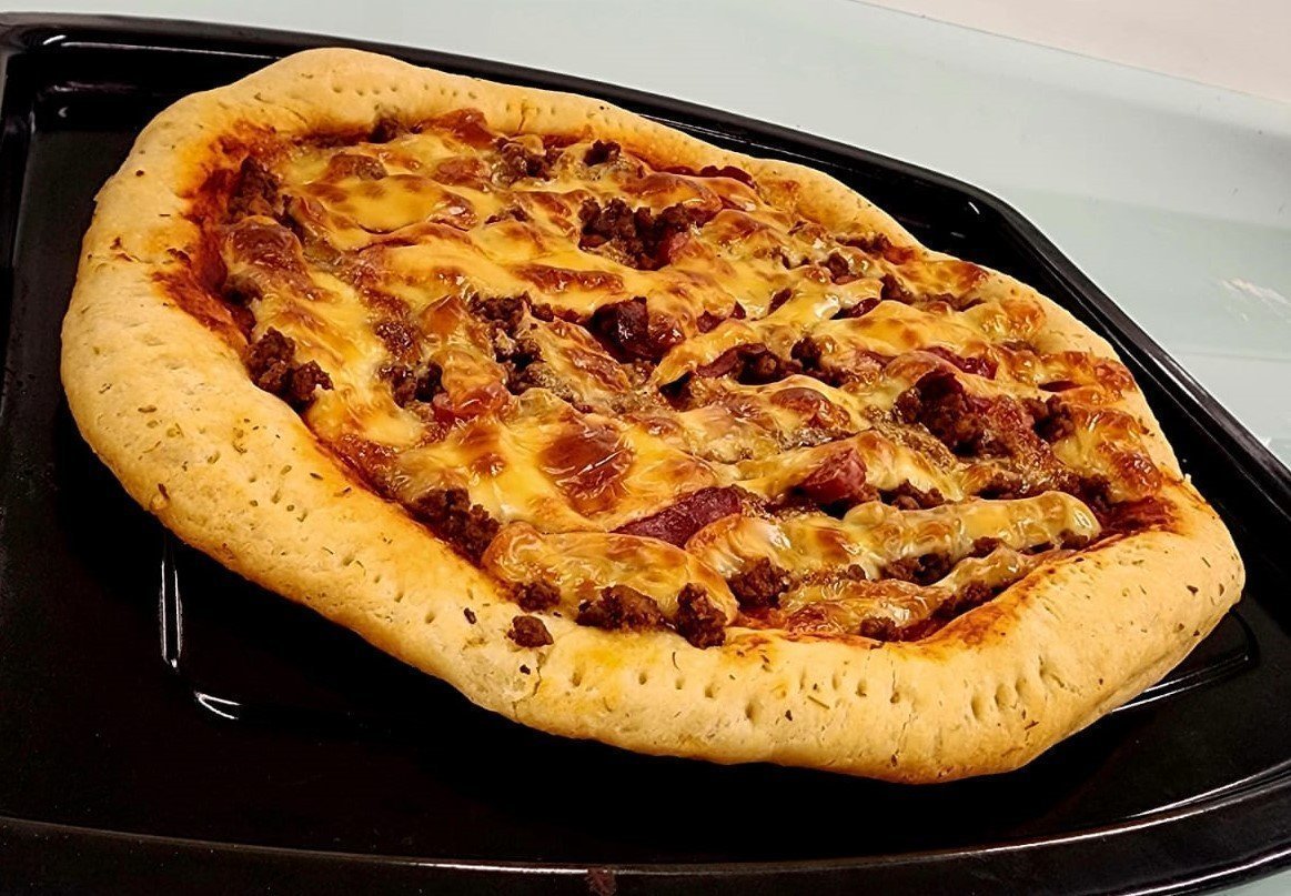 PIZZA