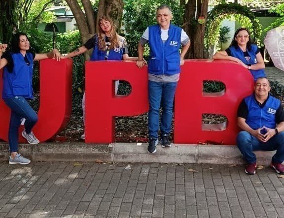 FIESTA DEL LIBRO