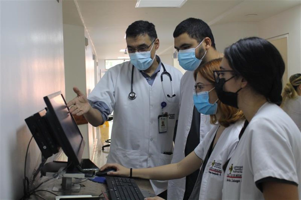 Clínica Universitaria Bolivariana renueva su sello como Hospital Universitario