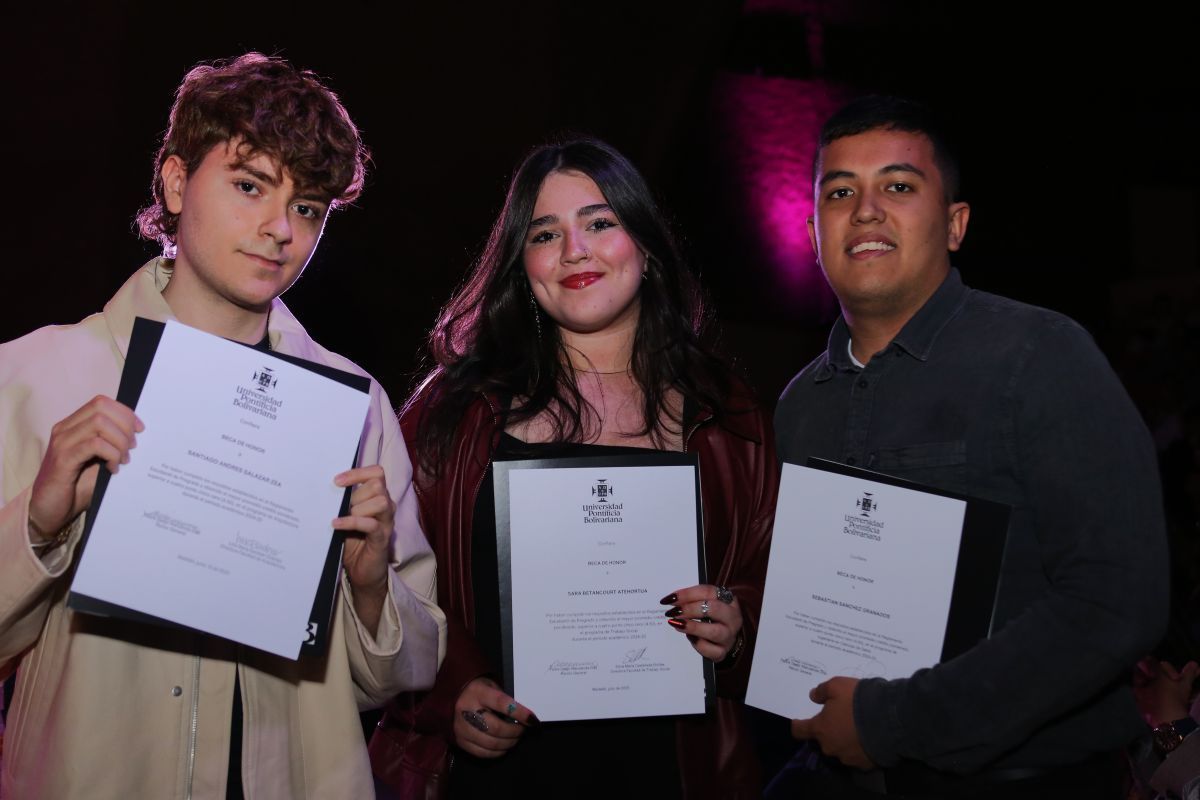 Becas de Honor