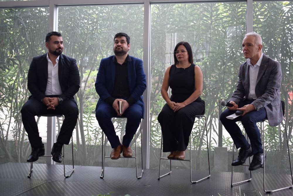 INVITADOS