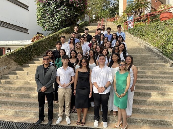 Foto Tipo In 1 Negocios Min educación