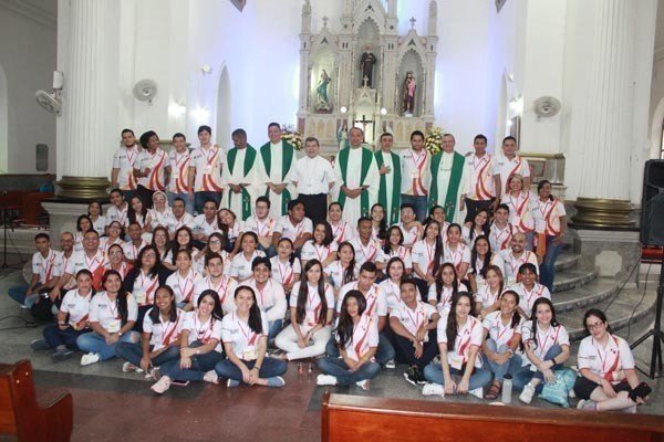 Nuestros Líderes están comprometidos con la iglesia, son leales a la patria y servidores de la humanidad.