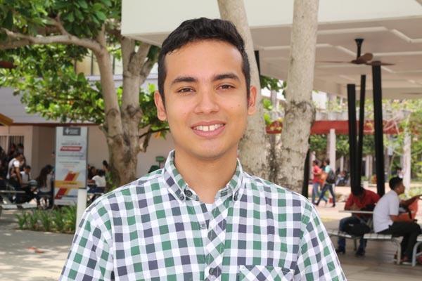Mario Palacio Vega, docente UPB
