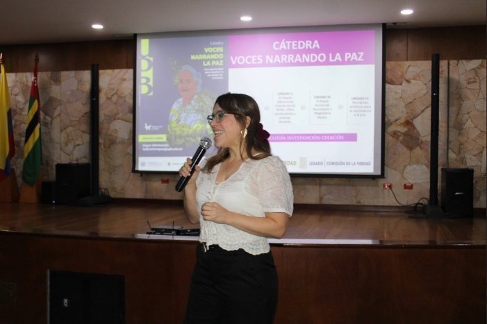 MUJERES