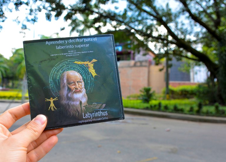 La aplicación Labyrinthus solo esta disponible para PC