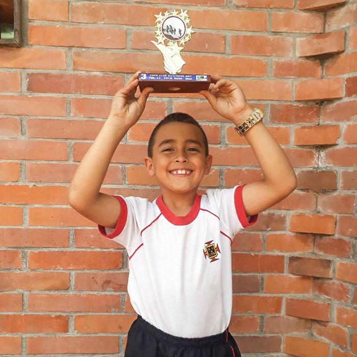 Samuel Flórez Echeverri bicicrosista y estudiante del Colegio de la UPB, sede Marinilla