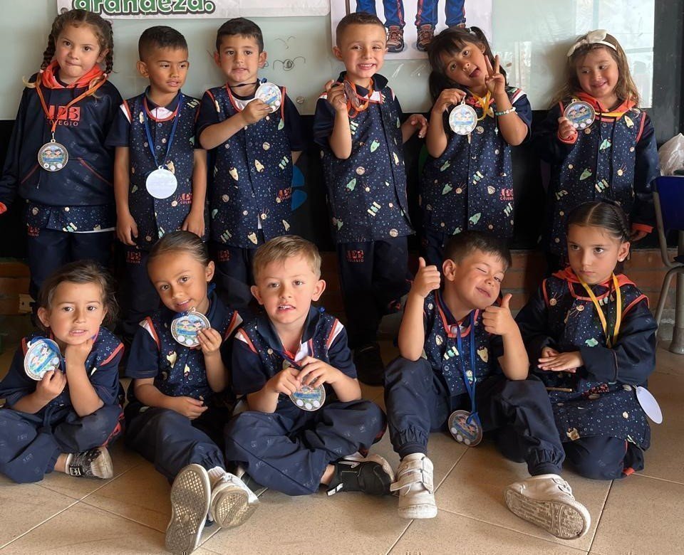 Niños felices