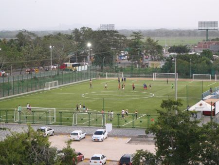 Cancha sintética de fútbol 11